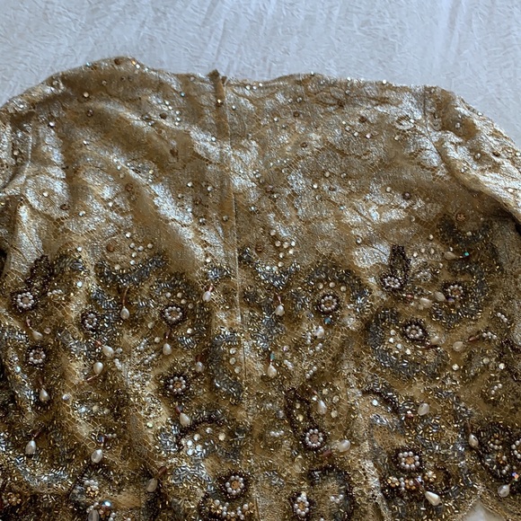 Vintage hand beaded top with zip back. Stunning piece! - Picture 5 of 7